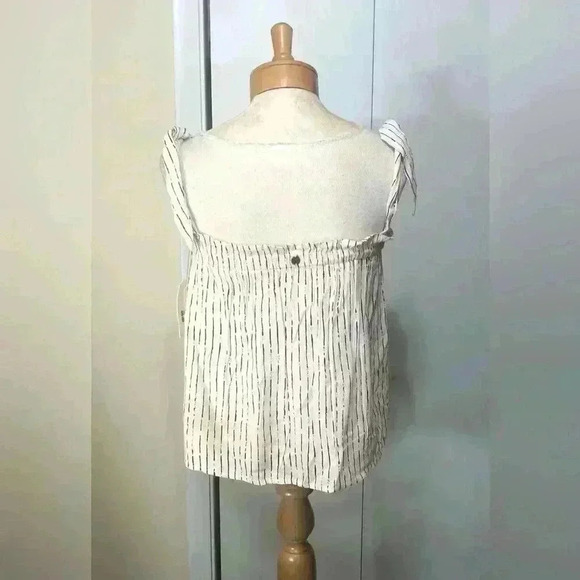 Billabong women sleeveless crop top ivory/black ties on shoulders size Large NWT - Picture 4 of 12